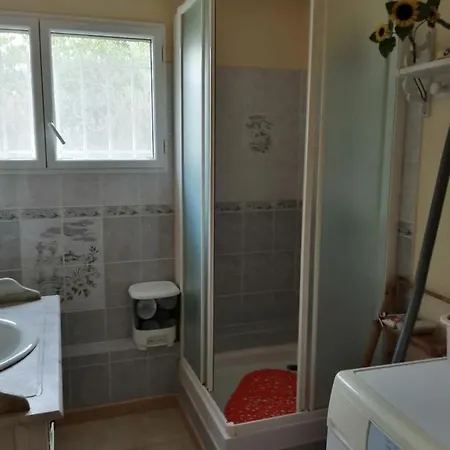 Grand 50m2 Vallee Heureuse 아파트